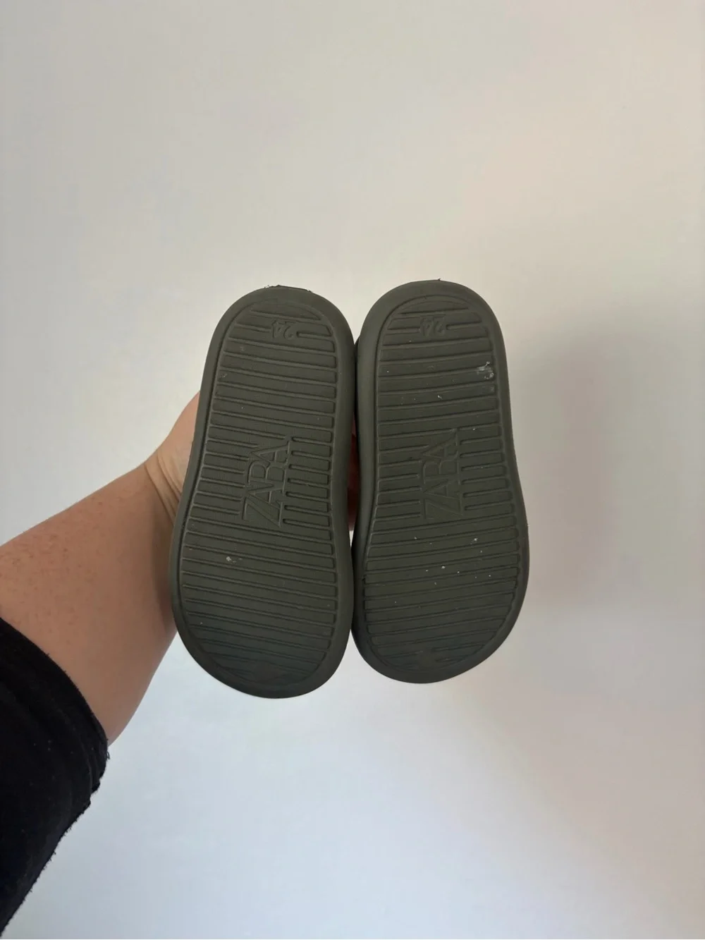 Zara comfortable kids